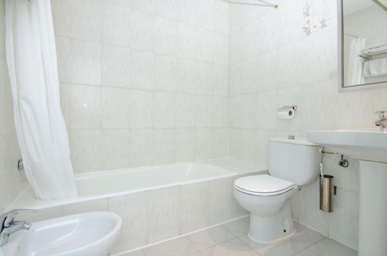 Hostal Manolo Гаруча Екстериор снимка