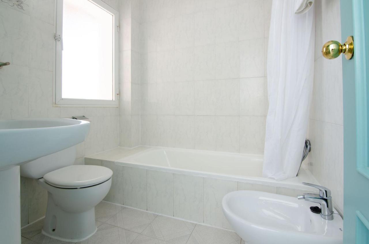Hostal Manolo Гаруча Екстериор снимка