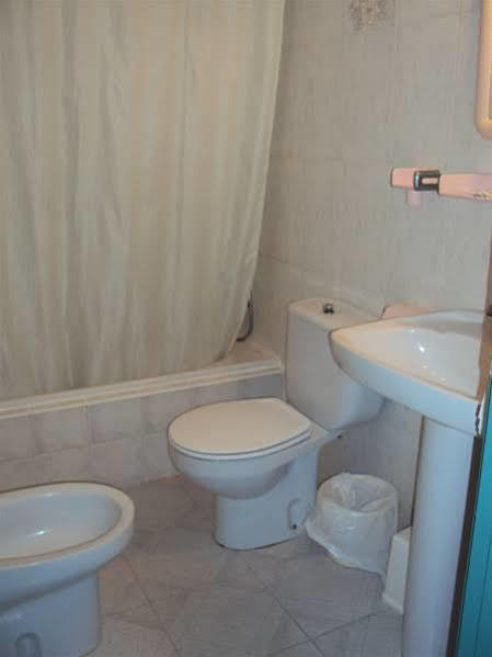 Hostal Manolo Гаруча Екстериор снимка