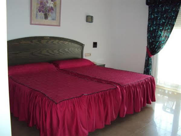 Hostal Manolo Гаруча Екстериор снимка